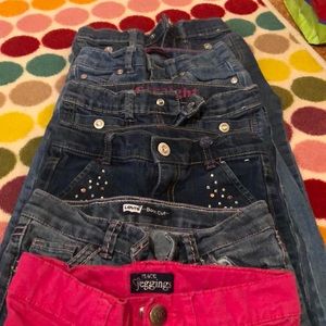 Lot of 6 pairs of girls size 6 pants.